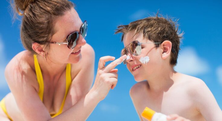 Szolnokon az Individual Beauty kozmetikában Dr. Bognárné Szabó Ildikót kérdeztük a fényvédelem fontosságáról